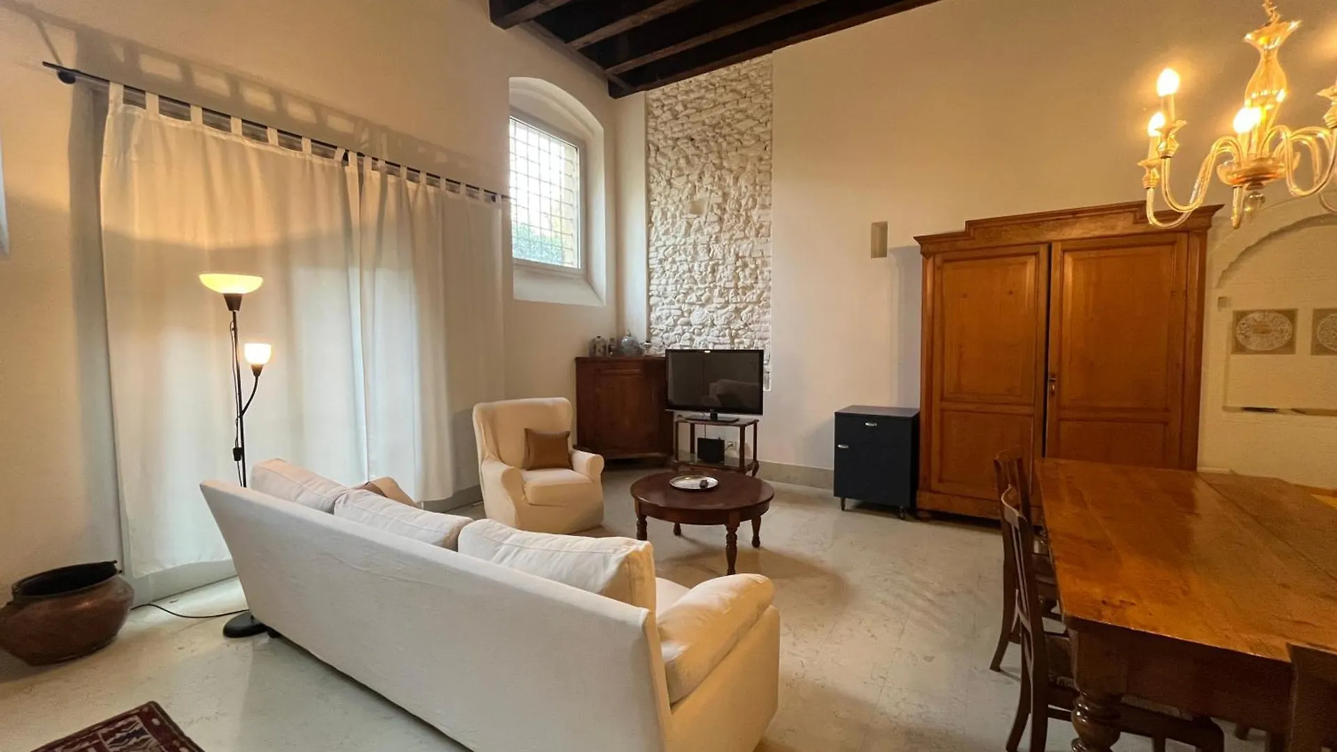 Central Loft Verona Apartment